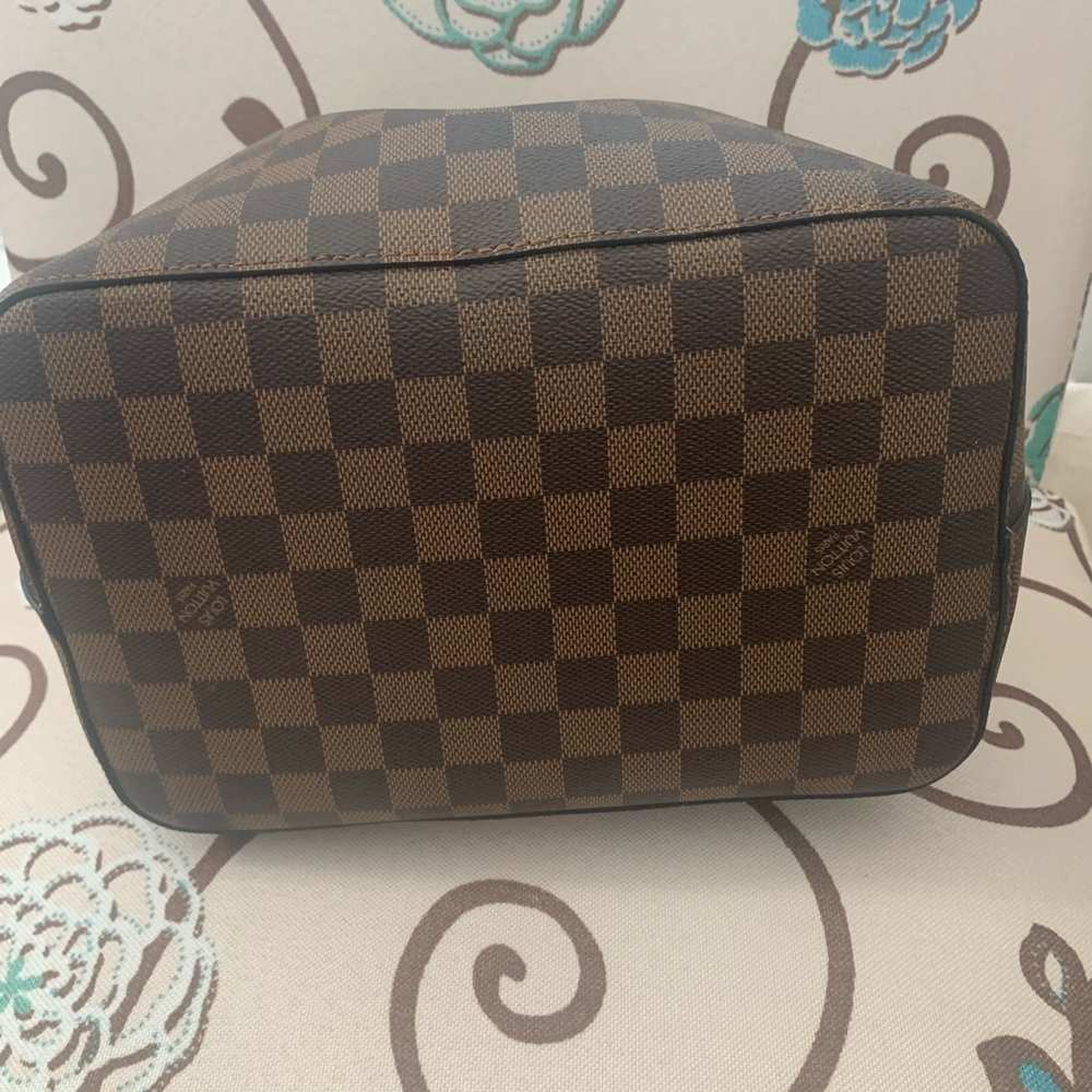 - Louis Vuitton Neono MM- Venus - Picture 4 of 14